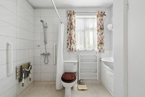Photo 47- click for photo gallery